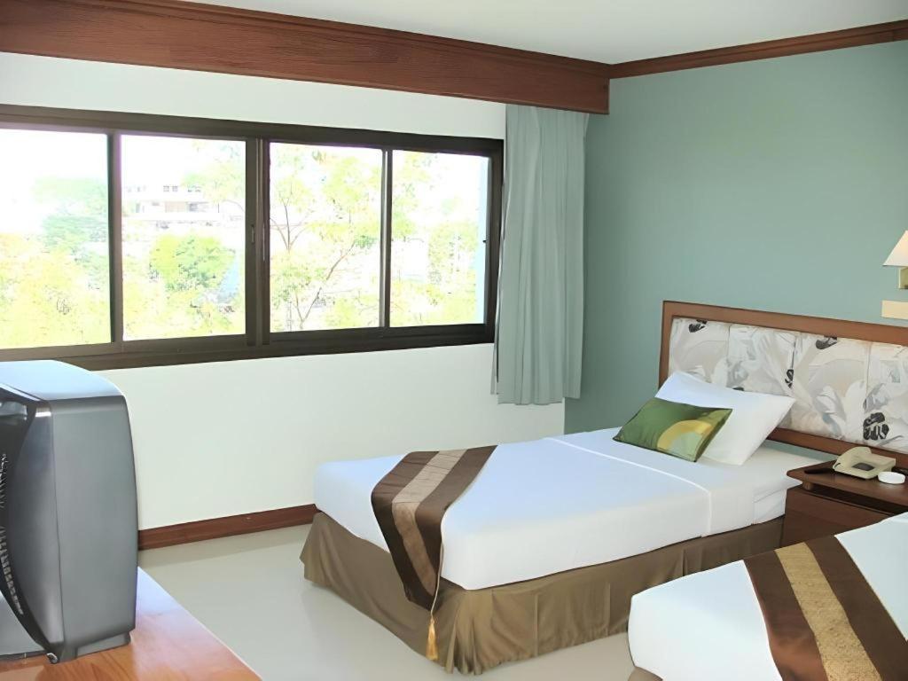 The Park Hotel Pattaya Exterior foto